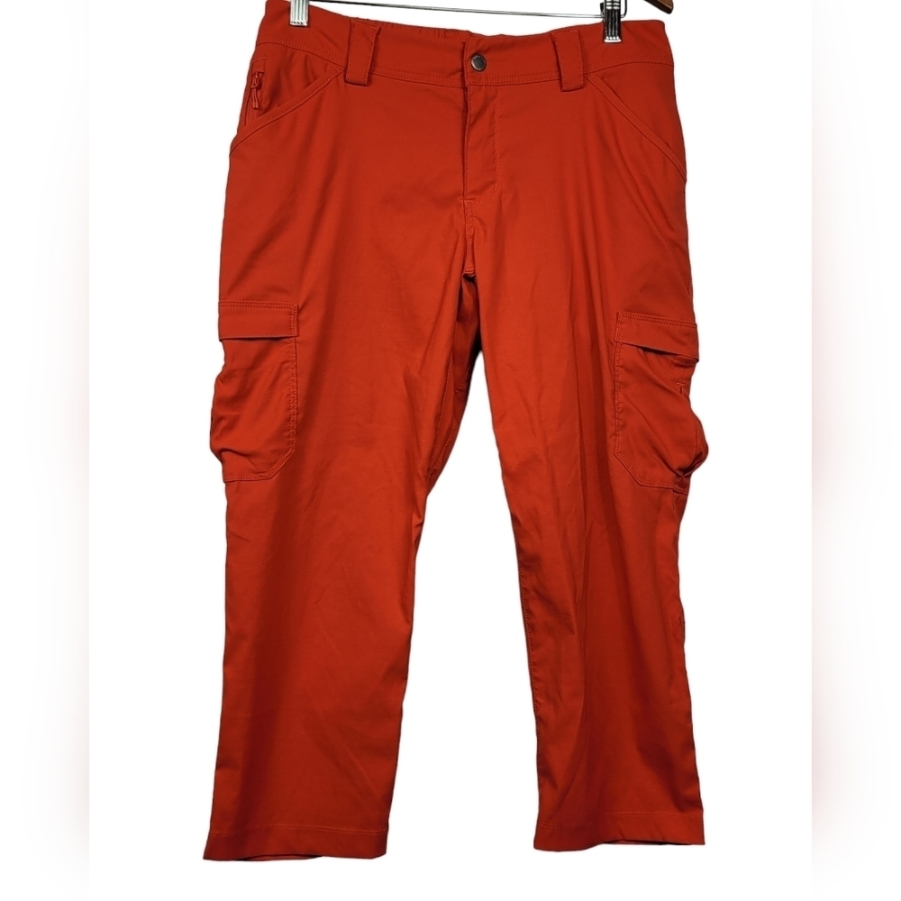 Duluth Trading women's red cropped pants  size 10